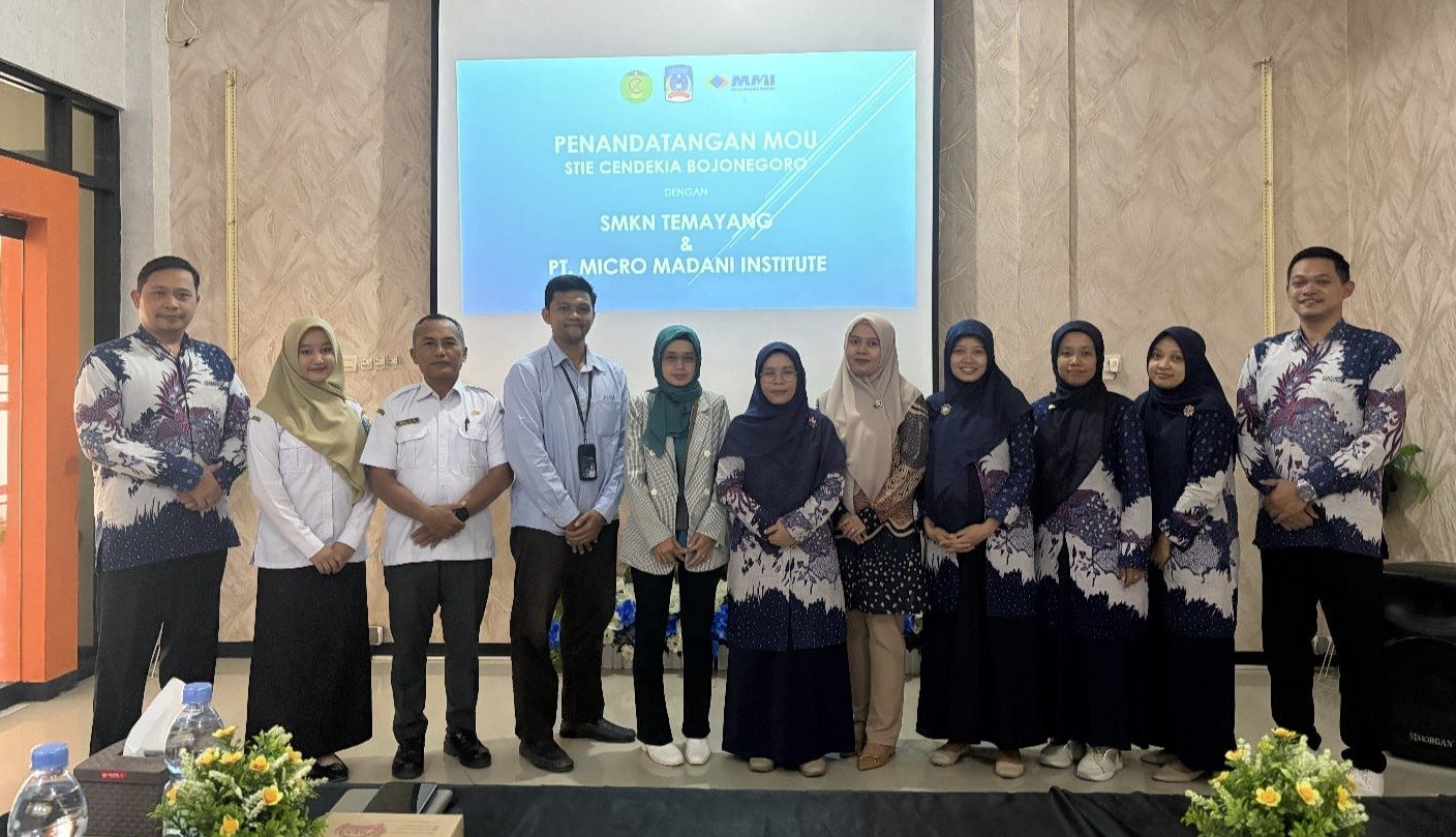 Perkuat Kolaborasi Pendidikan Melalui Penandatanganan MoU, MoA, dan IA Bersama SMKN Temayang serta MoU dengan PT Micro Madani Institute