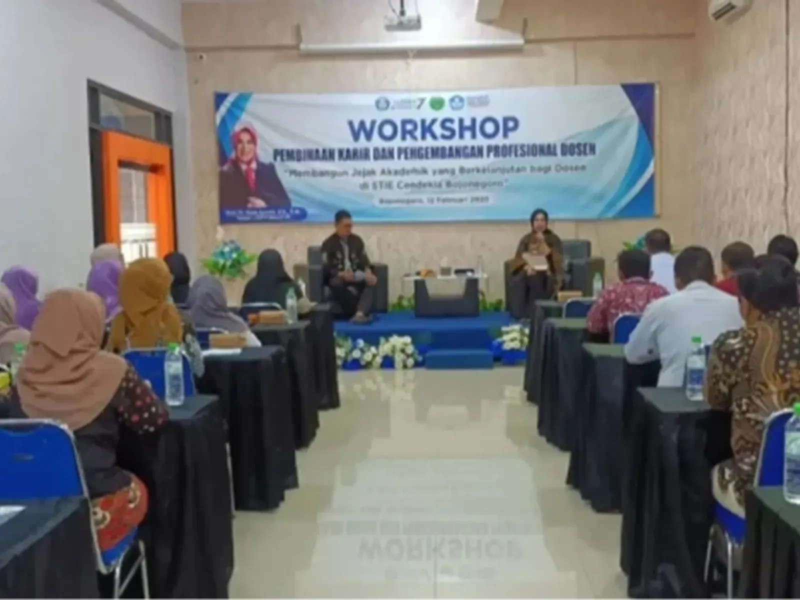 STIE Cendekia Bojonegoro Gelar Workshop Pembinaan Karir dan Pengembangan Profesional Dosen bersama Kepala LLDIKTI Wilayah 7 Jawa Timur