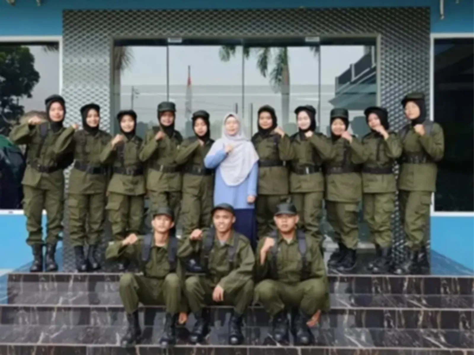 Resimen Mahasiswa mengikuti Diksar di Dodikjur Rindam V/Brawijaya Malang.