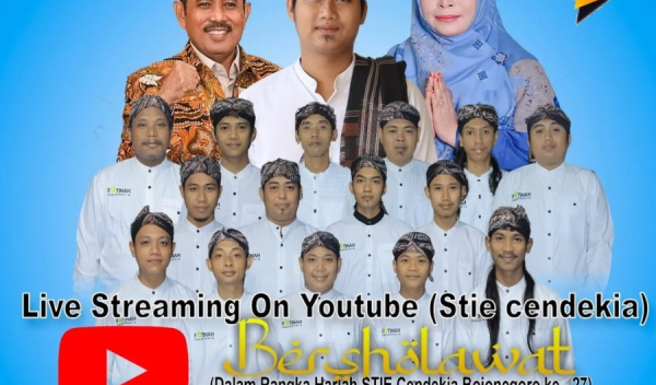 Meriah dan Khusyuk, STIE Cendekia Bojonegoro Sukses Gelar Bersholawat Bersama Ust. Ridwan Asyfi & Al-Fatihah Indonesia